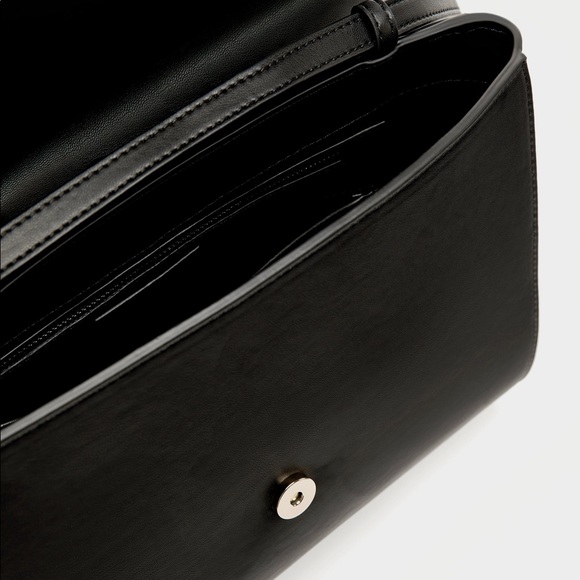 NWT ZARA CITY BAG FAUX FUR FLAP AND METAL HANDLES - Picture 2 of 2